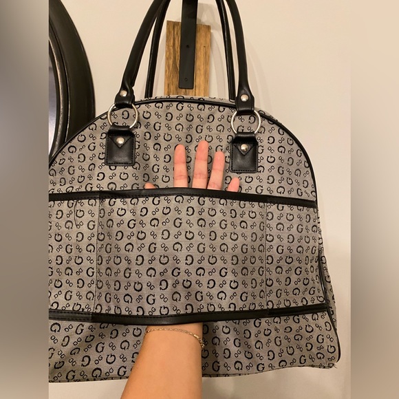 Guess | traveling shoulder bag - Picture 3 of 9